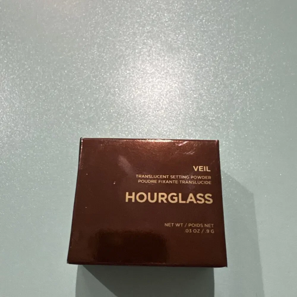Hourglass Veil Translucent Setting Face Powder Travel size Mini .03 oz / .9 g